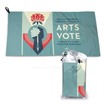 Artsvote 2020 Мочалка с логотипом и пляжное полотенце Travel Shepard Fairey Giant Artsvote 2020