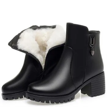 ZXRYXGS/ черные ботинки из воловьей кожи со стразами; новинка 2023 года; зимние теплые плюшевые шерстяные ботинки на толстом каблуке; женские зимние ботинки большого размера;