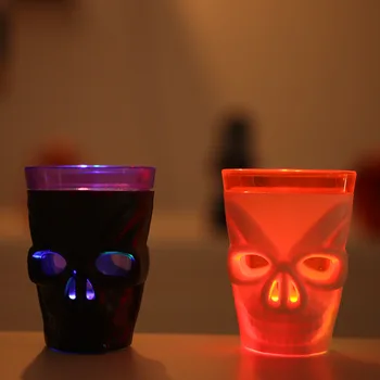 2шт Хэллоуин LED Череп Голова Кубок для вина Светится в темноте Дети С Днем рождения на Хэллоуин Декор Подарочный бар Маленькая чашка для вина